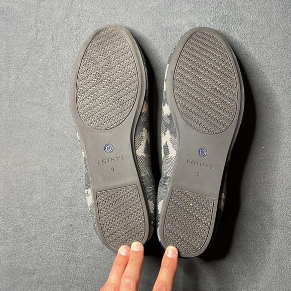 Like New Rothy's Grey Botanicamo Loafers size 9 - Picture 2 of 7